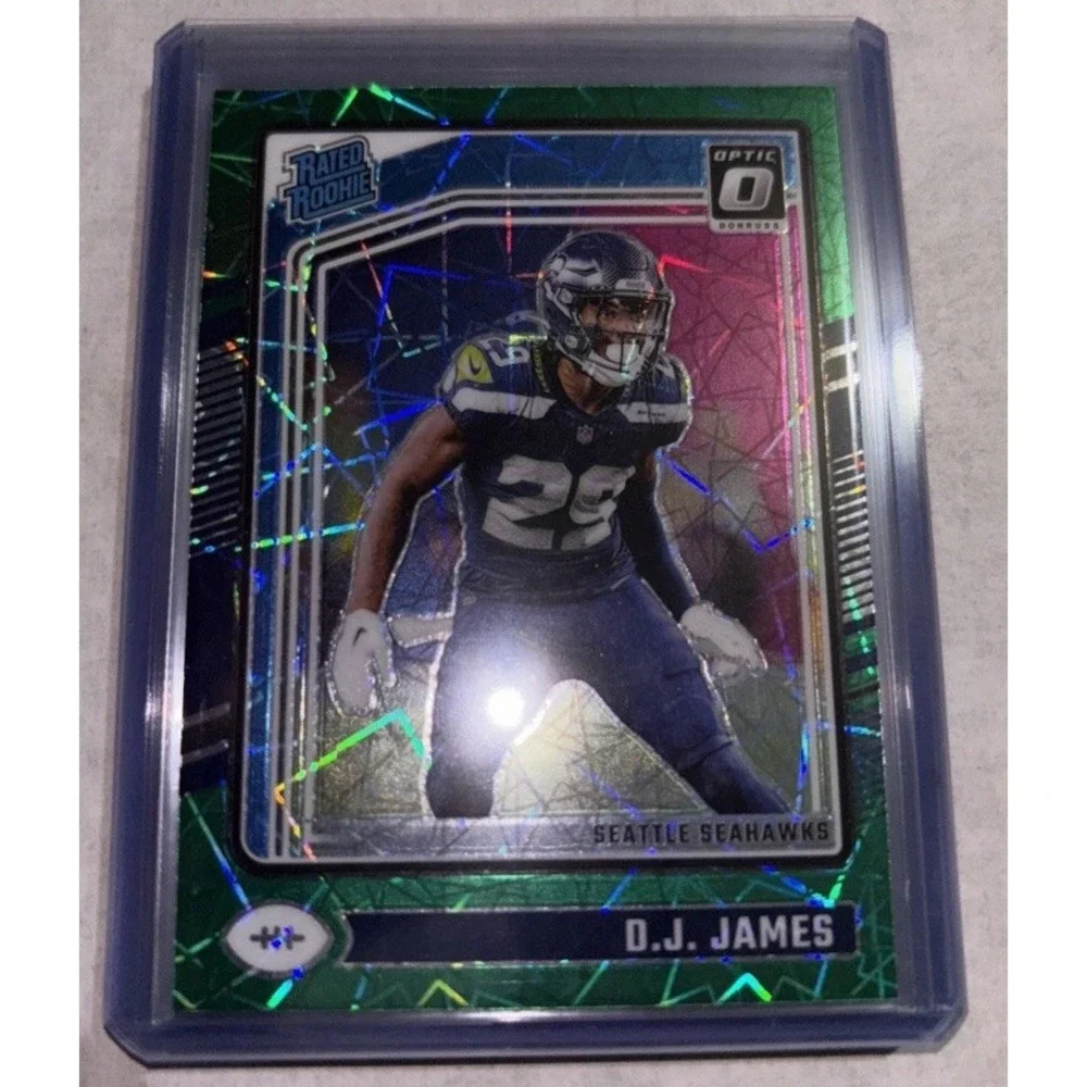 D.J. James [Green Velocity] #222 2024 Panini Donruss Optic‎